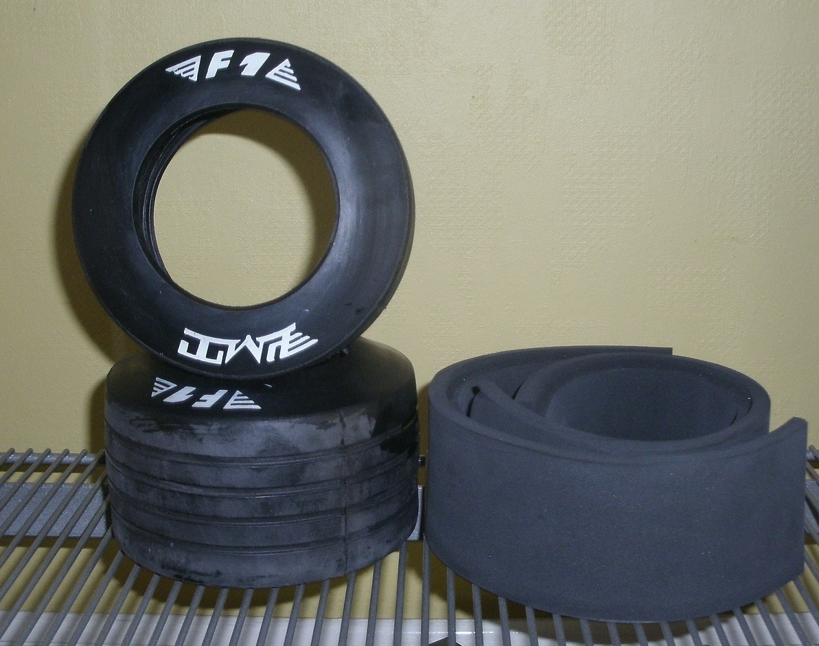 Vintage PMT Formel 1 Reifen  Hinten / large 80mm